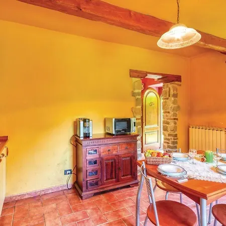 Prázdninový dům Three-bedroom Holiday In Turrite Cava