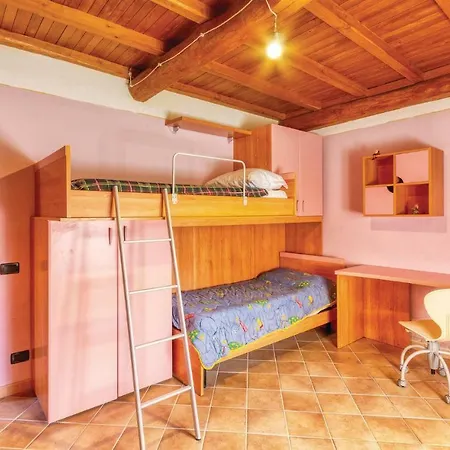 Three-bedroom Holiday In Turrite Cava Prázdninový dům *